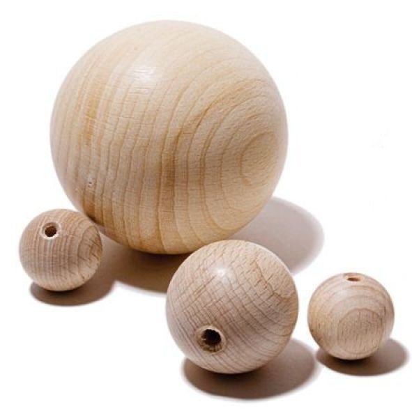50 mm Holzkugel, halbgebohrt, d = 5,5 mm